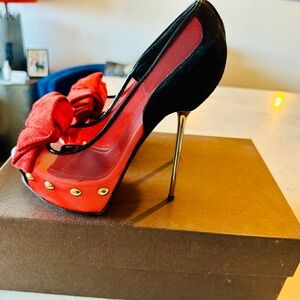 Chic Red and Black Heels with Gold Accents